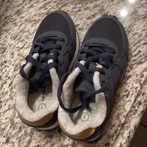 Toddlers shoes
